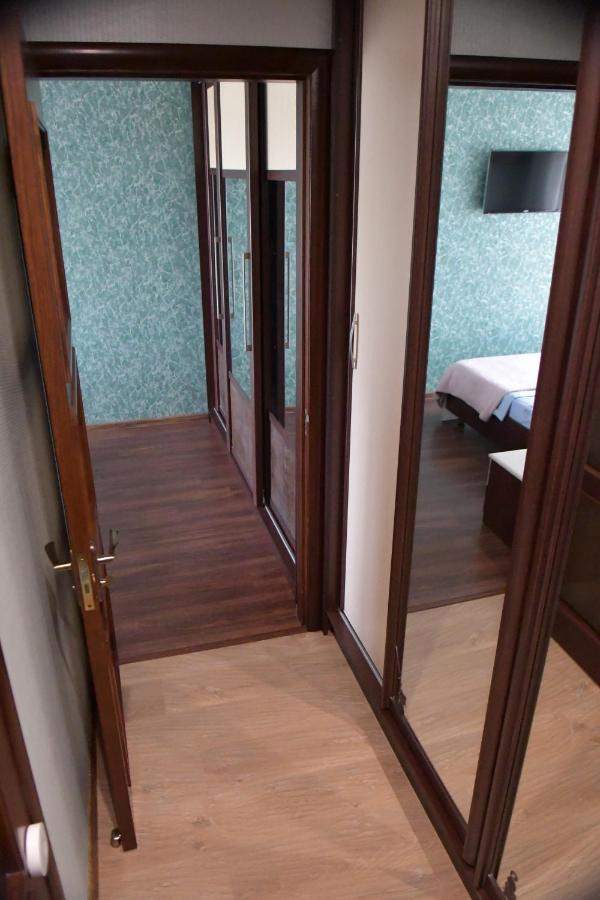 Apartment On Parkova 36 Чорноморськ Екстер'єр фото